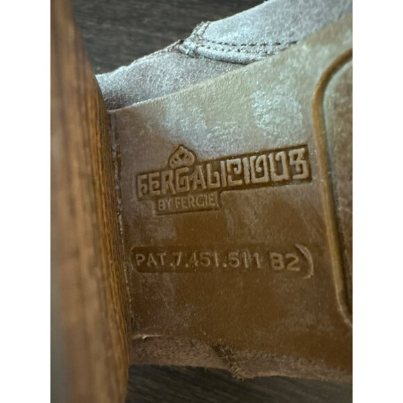 Fergalicious Retro Peep Toe Ankle Booties With Stacked Heels Size 7.5 - Picture 6 of 10